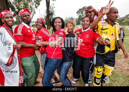 Johannesburg Südafrika, African Nasrec, FNB Soccer City Stadium, die Calabash, Black Blacks African Africans ethnische Minderheit, Erwachsene Erwachsene Erwachsene Mann Männer männlich, Stockfoto