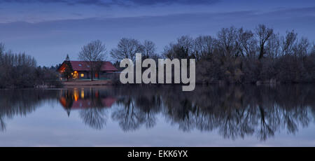 Blockhaus in den Cotswolds, verwaltet von Log House Holidays Stockfoto