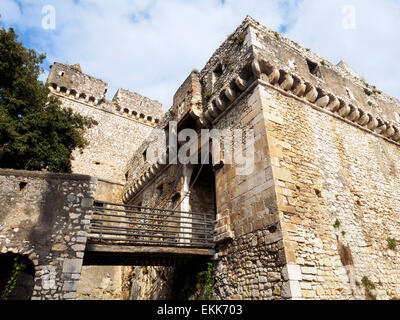 Caetani Schloss in der mittelalterlichen Stadt von Sermoneta - Latina, Italien Stockfoto