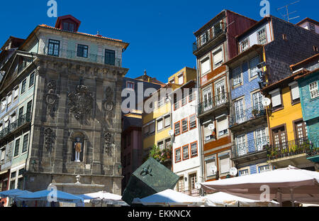 Ansässigen Häuser im Zentrum UNESCO-Weltkulturerbe, Porto, Portugal Stockfoto