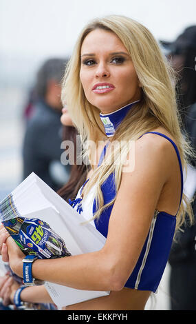 Austin, Texas, USA. 11. April 2015. MotoGP-Paddock-Girls in Aktion beim Red Bull Grand Prix of the Americas. Austin, Texas. Bildnachweis: Cal Sport Media/Alamy Live-Nachrichten Stockfoto