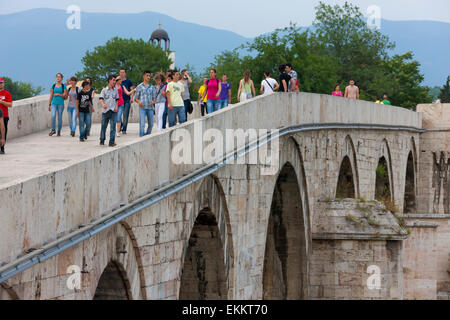 Steinerne Brücke in der Altstadt, Skopje, Republik Mazedonien, Europa Stockfoto