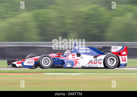 Avondale, LA, USA. 11. April 2015. während des Indy Grand Prix von Louisiana auf NOLA Motor Speedway in New Orleans, Louisiana Steve Dalmado, ESW, CSM, Alamy Live-Nachrichten Stockfoto