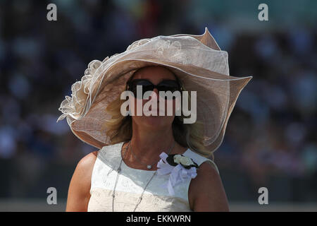 Hot Springs, Arkansas, USA. 11. April 2015. Oaklawn Hanicap in Oaklawn Park in Hot Springs, AR. Justin Manning/ESW/CSM/Alamy Live-Nachrichten Stockfoto