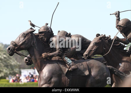 Hot Springs, Arkansas, USA. 11. April 2015. Oaklawn Hanicap in Oaklawn Park in Hot Springs, AR. Justin Manning/ESW/CSM/Alamy Live-Nachrichten Stockfoto