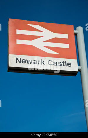 British Rail Zeichen, Newark Castle Bahnhof, Newark, Nottinghamshire, England, UK Stockfoto