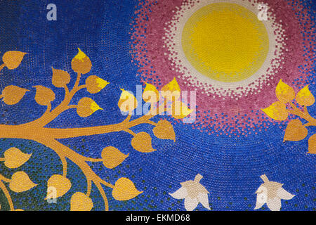 Bodhi Leaf with sun on blue sky Stockfoto