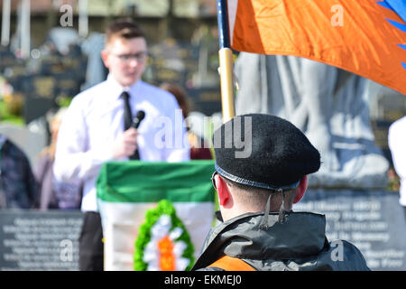 Dissident republikanische Partei Farbe Parade am 32CSM Erinnerung an den Osteraufstand 1916 in Derry, Londonderry Stockfoto