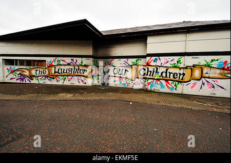 Einem politischen Wandbild in der Bogside, Derry, Londonderry zitiert IRA Hunger Stürmer Bobby Sands. Stockfoto
