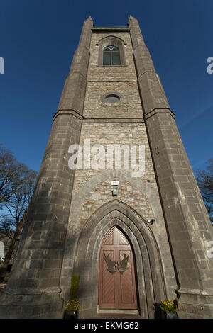 Drumcliffe Kapelle in Co. Sligo, wo William Butler Yeats begraben liegt. Stockfoto