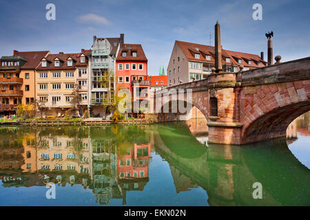 Nürnberg. Bild der Nürnberger Altstadt während sonniger Frühlingstag. Stockfoto