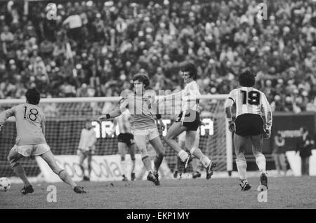 1978-World-Cup-Finale in Buenos Aires, Argentinien. Argentinien 3 V Holland 1 nach Verlängerung. Argentiniens Mario Kempes spielt den Ball. 25. Juni 1978. Stockfoto