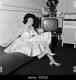 Schauspielerin und Sängerin Susan Maughan in fröhlicher Stimmung, nachdem sie gewählt wurde, um in der königlichen abwechslungsreich Show angezeigt werden. 17. Oktober 1963. Stockfoto