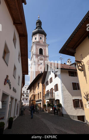 Straße der historischen Zentrum von Kastelruth, Trentino Stockfoto