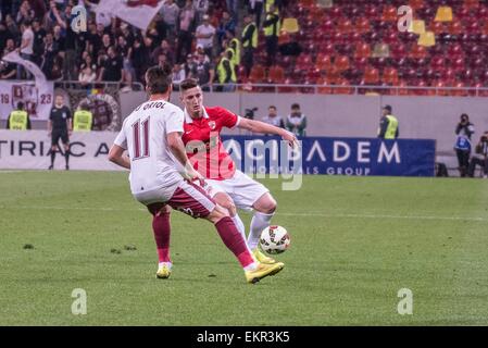 11. April 2015: Steliano Filip #94 von Dinamo Bukarest und Eduard Oriol #11 von Rapid Bukarest in Aktion während der Liga, ich zwischen FC Dinamo Bukarest ROU und FC Rapid Bukarest ROU in National Arena, Rumänien ROU Spiel. Catalin Soare/www.sportaction.ro Stockfoto