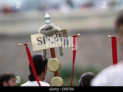 Karthager und Römer Festival. Römische Banner, SPQR Stockfoto