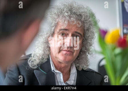 Brighton, UK. 13. April 2015. Gitarrist und Campaigner Brian May, Brightons BIMM Schule befragt. Bildnachweis: Andrew Hasson/Alamy Live-Nachrichten Stockfoto