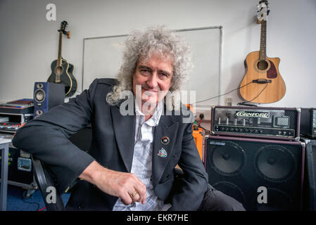 Brighton, UK. 13. April 2015. Gitarrist und Campaigner Brian May, Brightons BIMM Schule befragt. Bildnachweis: Andrew Hasson/Alamy Live-Nachrichten Stockfoto