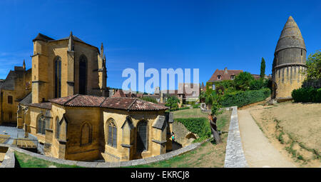 Kathedrale St-Sacerdos und Lanterne des Morts, Sarlat-la-Canéda, Perigord Noir, Dordogne, Aquitaine, Frankreich Stockfoto