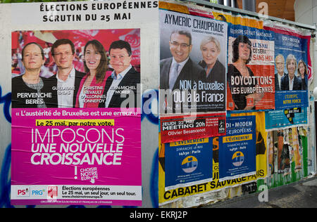 Plakate für den französischen Kandidaten bei den Wahlen für das Europäische Parlament in Paris, Frankreich 2014 Stockfoto