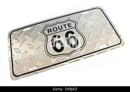 Route 66 silberne metallische Zeichen isoliert auf weiss Stockfoto