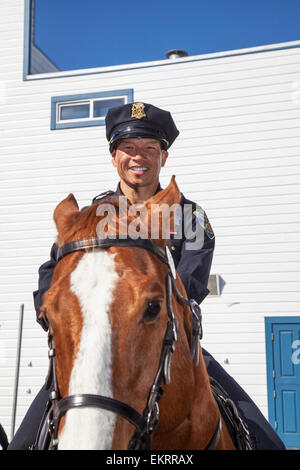 San Francisco-Polizist auf Pferd, San Francisco, Kalifornien, USA Stockfoto