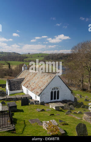 Llangar alte Pfarrkirche Allerheiligen über dem Fluss Dee in der Nähe von Corwen Denbighshire North East Wales UK Stockfoto