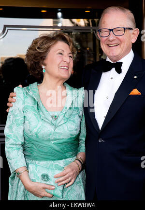 Scheveningen, Niederlande. 13. April 2015. Prinzessin Margriet und Pieter van Vollenhoven Ehemann besuchen die Nacht der Stars-Gala im Kurhaus in Scheveningen, Niederlande, 13. April 2015. Foto: Albert Nieboer-Royal Presse Europa - Nr. WIRE SERVICE - © Dpa/Alamy Live-Nachrichten Stockfoto