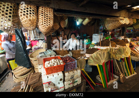 Markthalle in zentralen in Kampot, Kambodscha - Asien. Stockfoto