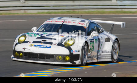 LE MANS, Frankreich - 12. Juni 2014: Porsche 911 RSR (#92, LM GTE PRO) Team Porsche AG Team Manthey (Deutschland) Stockfoto