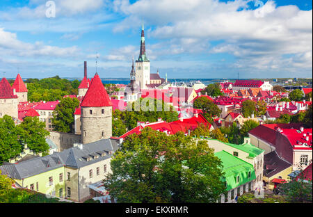 Schönen Sommer aerial Panorama von Tallinn, Estland Stockfoto