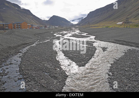 Braided River, Sommer, Longyearbyen, adventdalen, Spitzbergen, Svalbard. Stockfoto