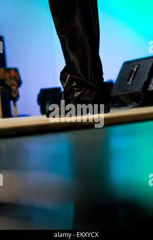 Detail der Füße eines Mannes tanzen Flamenco live Show, Spanien Stockfoto