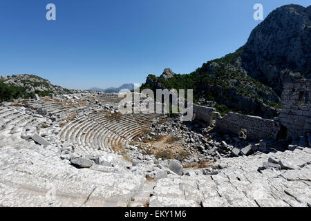 Der griechischen Antike Theater gestylt, in hellenistischer Zeit gebaut und renoviert während der Römerzeit. Termessos, Südtürkei. Th Stockfoto