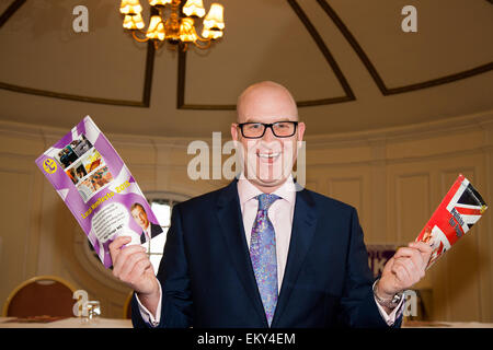 Southport, Merseyside, England. 14. April 2015. Paul Nuttall UKIP MEP für North West England, UKIP Stellvertretender Parteiführer Adressierung eine Mitgliederversammlung vor den Wahlen in das Royal Clifton Hotel statt. Stockfoto