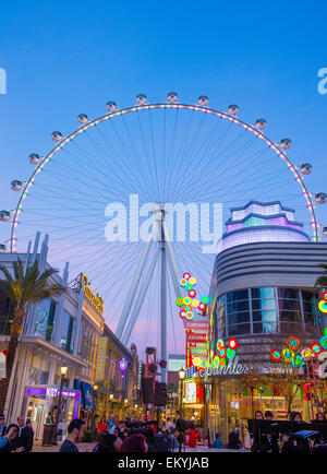 Der High Roller auf die Linq, einen Ess- und Einkaufsviertel in der Mitte des Las Vegas Strip Stockfoto