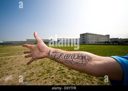 Italien, Mailand, Bollate Gefängnis, tattoo Stockfoto