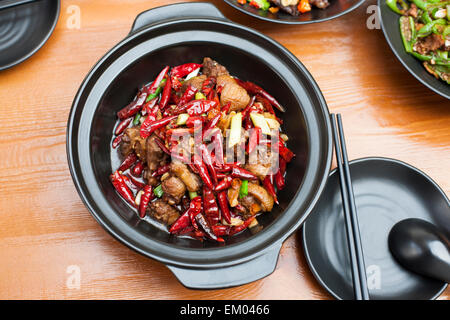 Würziges Huhn chinesische Küche Stockfoto