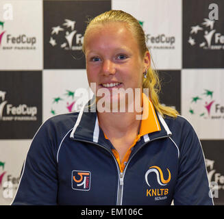 Den Bosch, Niederlande. 15. April 2015.  Benefizprojekt, Fedcup Niederlande-Australien, Kiki Bertens (NED) Foto: Tennisimages/Henk Koster Credit: Henk Koster/Alamy Live-Nachrichten Stockfoto