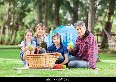 Familie, gute Zeit im Park Stockfoto