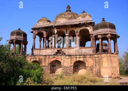 Gewölbte Tempel im Ranthambore Fort, Rajasthan, Indien Stockfoto