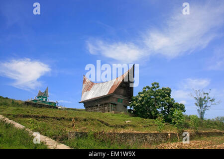 Traditionelles Batak-Haus auf Samosir Island, Sumatra, Indonesien, Südostasien Stockfoto