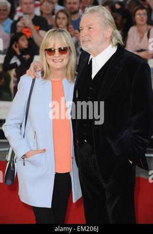 London, UK, UK. 15. April 2015. Twiggy besucht die Weltpremiere von "Far From The Madding Crowd'' am BFI Southbank. © Ferdaus Shamim/ZUMA Draht/Alamy Live-Nachrichten Stockfoto