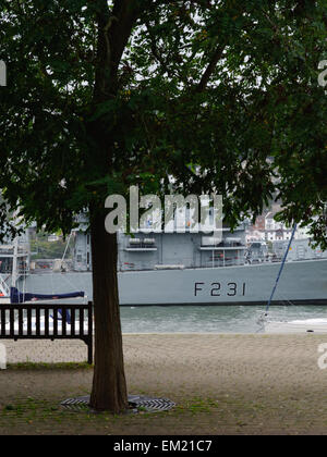 HMS Argyll vertäut im Dart, Dartmouth, England, UK Stockfoto