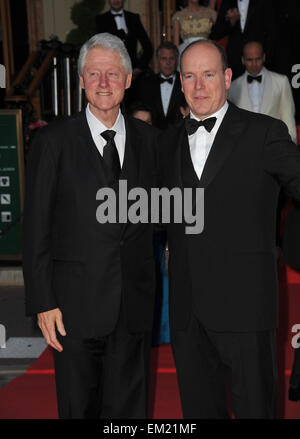 MONACO - 23. Mai 2012: Präsident Bill Clinton & Prinz Albert II von Monaco in den ersten Nächten in Monaco Gala zugunsten von Fürst Albert II von Monaco-Stiftung und der William J. Clinton Foundation, im Hotel de Paris, Monte Carlo. 23. Mai 2012 Monaco Stockfoto