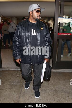 Ice Cube kommt am Flughafen Los Angeles International (LAX) Featuring: Ice Cube wo: Los Angeles, California, Vereinigte Staaten von Amerika bei: 11. Oktober 2014 Stockfoto