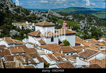 Das weiße Dorf Grazalema, Naturpark Sierra de Grazalema, Provinz Cadiz, Andalusien, Spanien Stockfoto