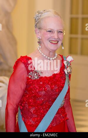 Kopenhagen, Dänemark. 15. April 2015. Königin Margrethe von Dänemark besucht das Gala-Dinner zum 75. Geburtstag am Palast Schloss Christiansborg in Kopenhagen, 15. April 2015. Bildnachweis: Dpa picture Alliance/Alamy Live News Stockfoto