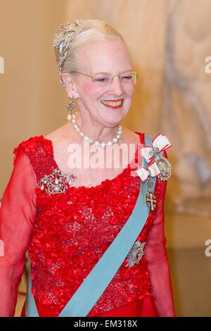 Kopenhagen, Dänemark. 15. April 2015. Königin Margrethe von Dänemark besucht das Gala-Dinner zum 75. Geburtstag am Palast Schloss Christiansborg in Kopenhagen, 15. April 2015. Bildnachweis: Dpa picture Alliance/Alamy Live News Stockfoto