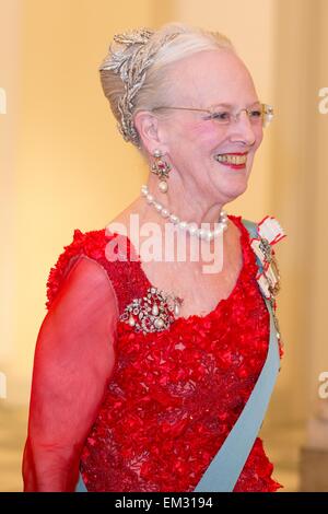 Kopenhagen, Dänemark. 15. April 2015. Königin Margrethe von Dänemark besucht das Gala-Dinner zum 75. Geburtstag am Palast Schloss Christiansborg in Kopenhagen, 15. April 2015. Bildnachweis: Dpa picture Alliance/Alamy Live News Stockfoto